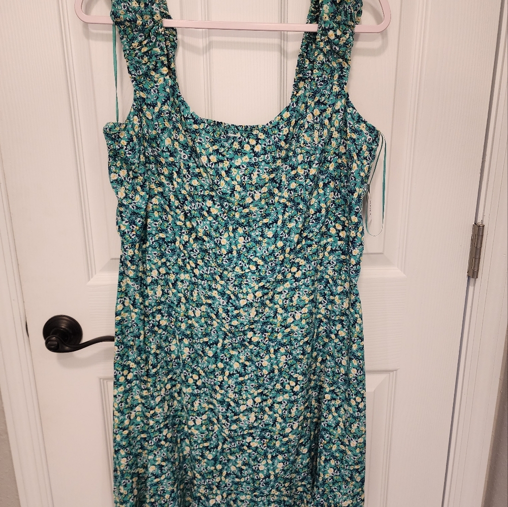 Old Navy Floral Dress